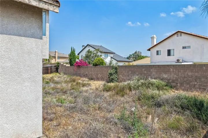 2428 W Calle Celeste, Rialto, California 92377