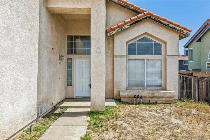 2428 W Calle Celeste, Rialto, California 92377