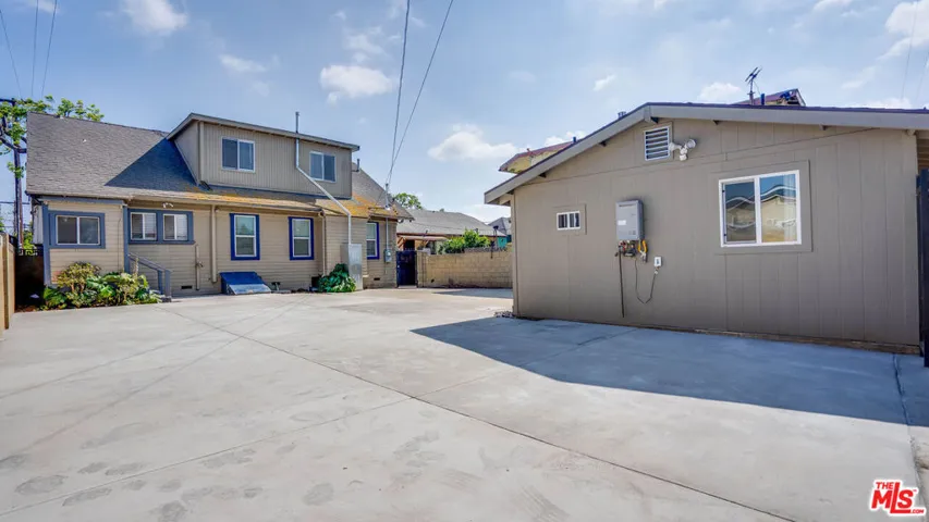 1477 W 29th Street, Los Angeles, California 90007