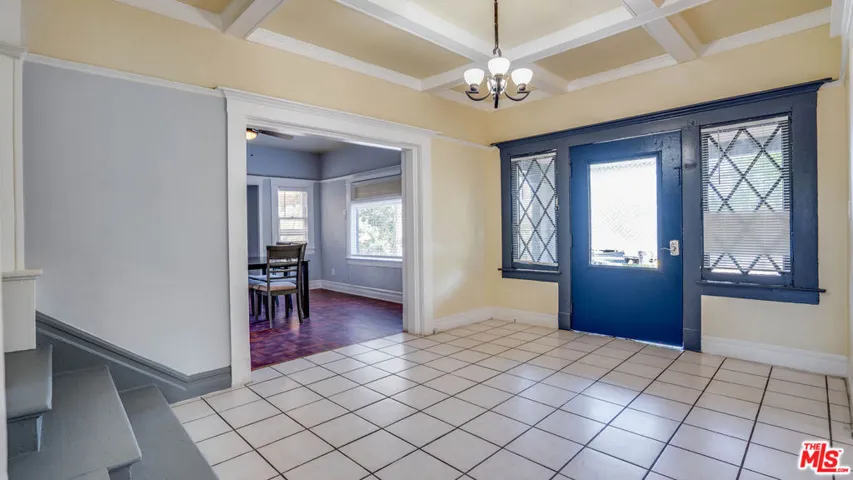 1477 W 29th Street, Los Angeles, California 90007