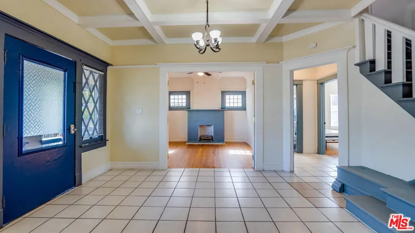 1477 W 29th Street, Los Angeles, California 90007