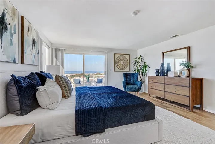 Master Bedroom with AMAZING ocean views.