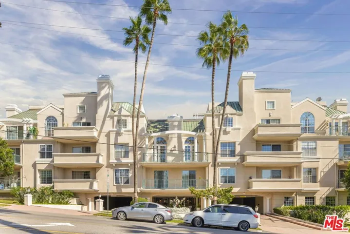 930 N Doheny Drive 103, West Hollywood, California 90069
