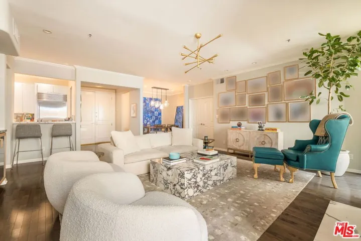 930 N Doheny Drive 103, West Hollywood, California 90069