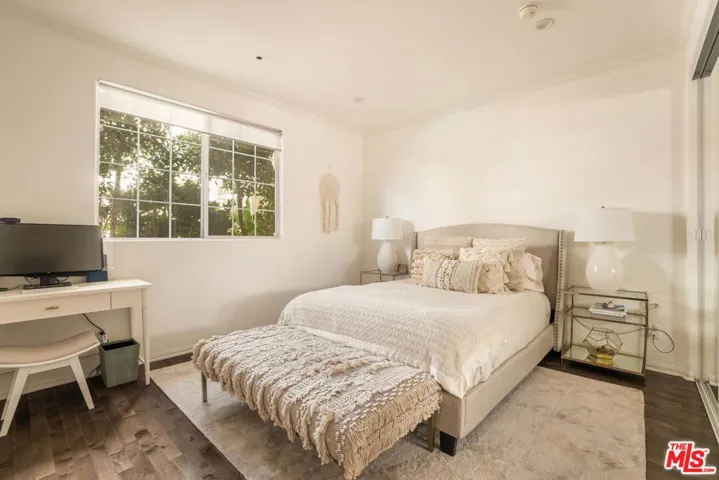 930 N Doheny Drive 103, West Hollywood, California 90069