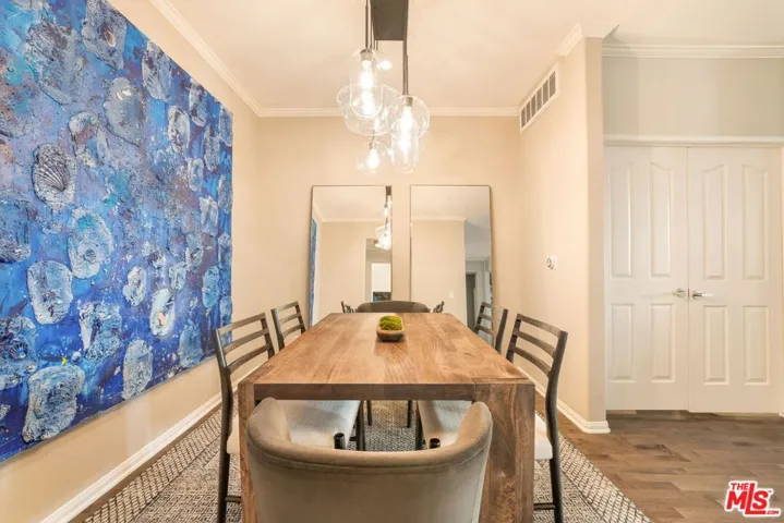 930 N Doheny Drive 103, West Hollywood, California 90069