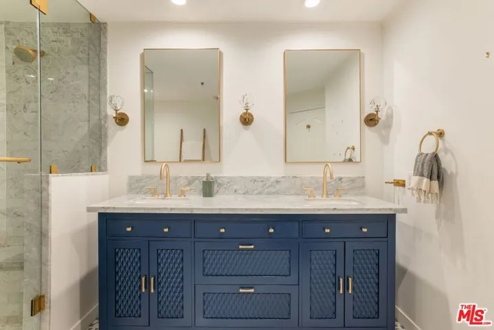 930 N Doheny Drive 103, West Hollywood, California 90069