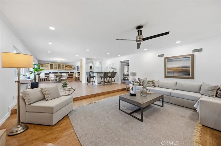 4121 Country Club, Lakewood, California 90712