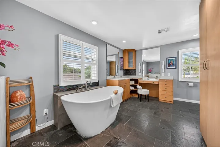 4121 Country Club, Lakewood, California 90712