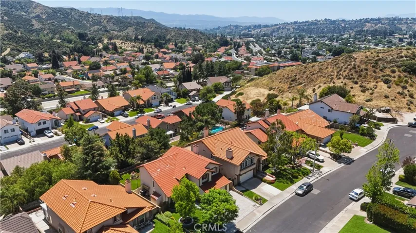 20530 Caitlin, Saugus, California 91350