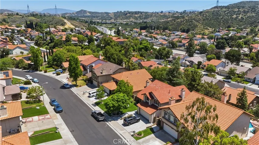 20530 Caitlin, Saugus, California 91350