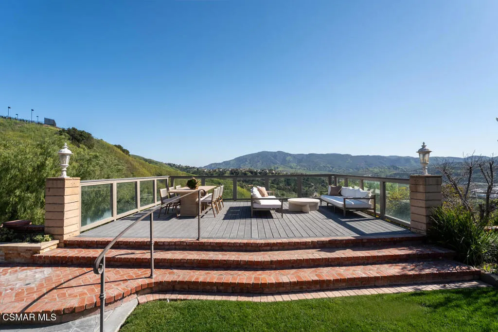 080_22470MissionHillsLane_