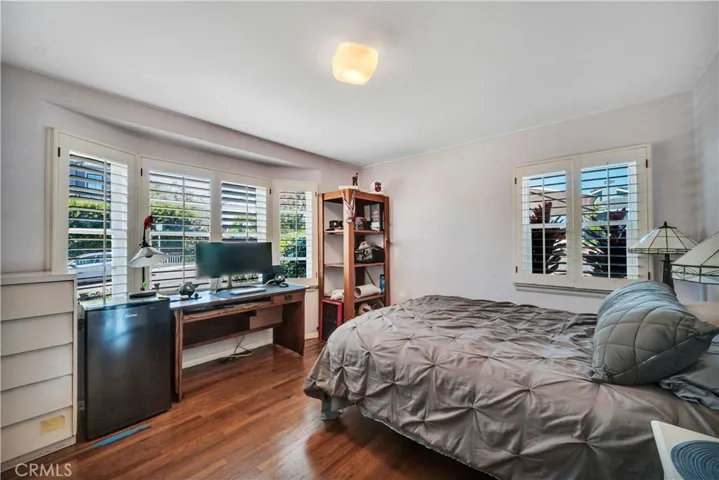 744 10th, Manhattan Beach, California 90266