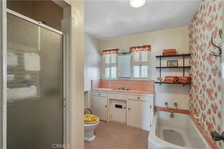 744 10th, Manhattan Beach, California 90266