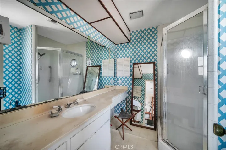 744 10th, Manhattan Beach, California 90266