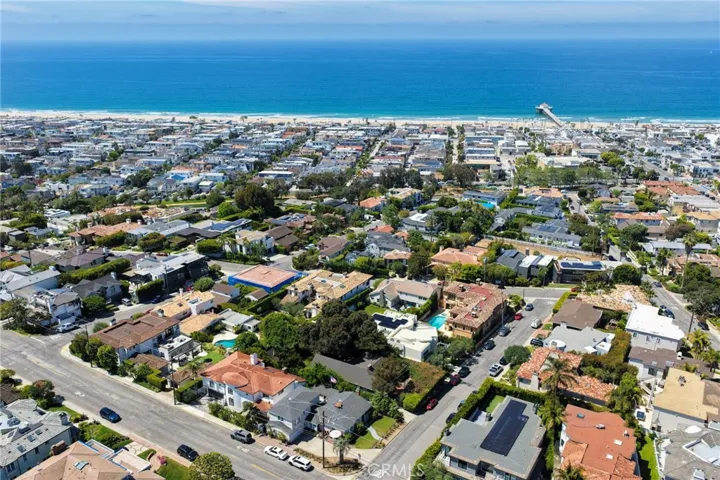 744 10th, Manhattan Beach, California 90266