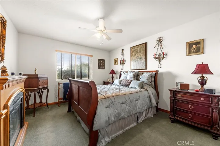 Guest bedroom