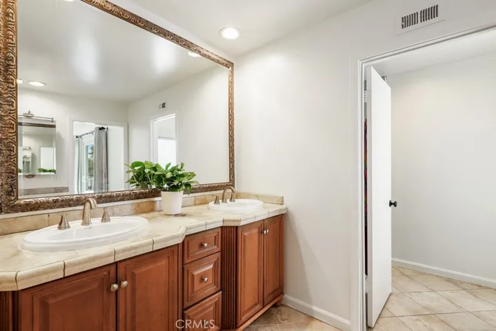 25502 Sawmill Lane, Lake Forest, California 92630