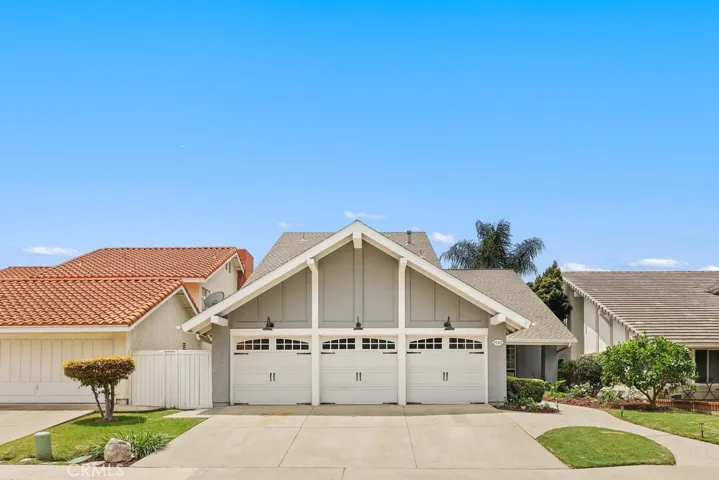 25502 Sawmill Lane, Lake Forest, California 92630