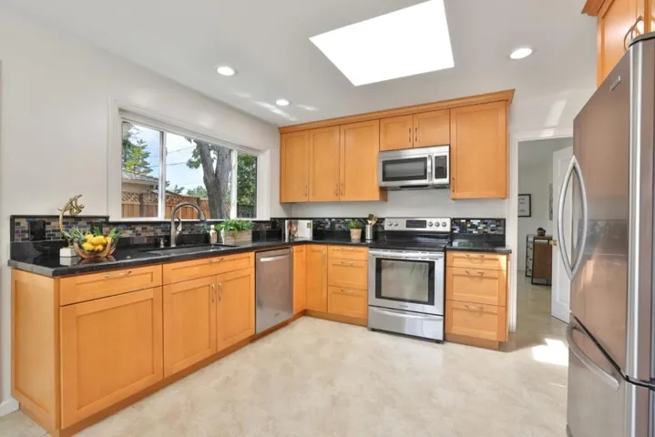 19089 Brookhaven Drive, Saratoga, California 95070