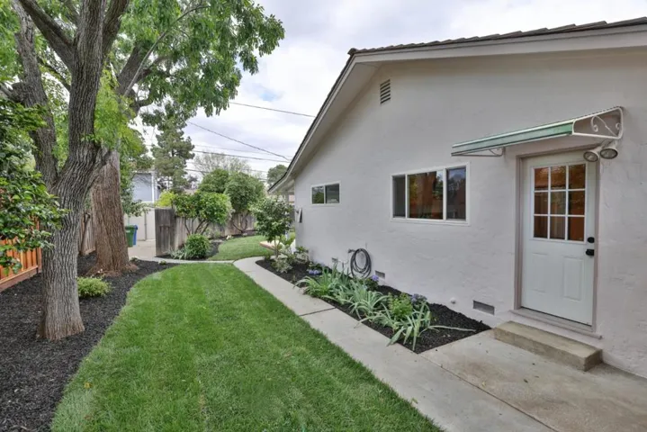 19089 Brookhaven Drive, Saratoga, California 95070