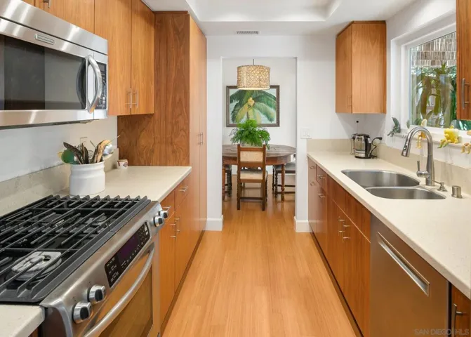 1858 Laurel Rd, Oceanside, California 92054