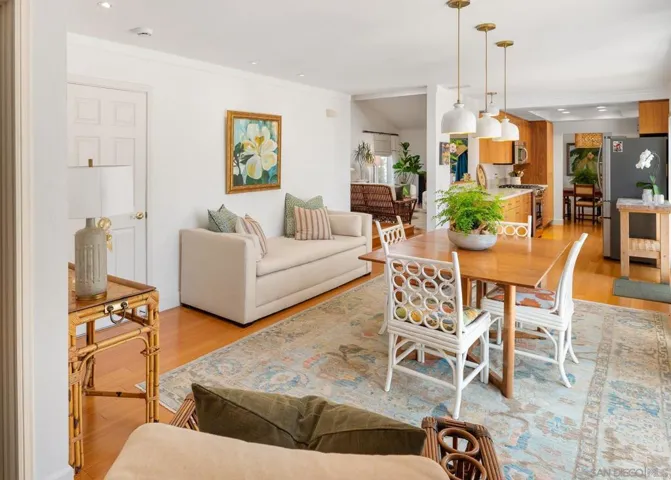1858 Laurel Rd, Oceanside, California 92054
