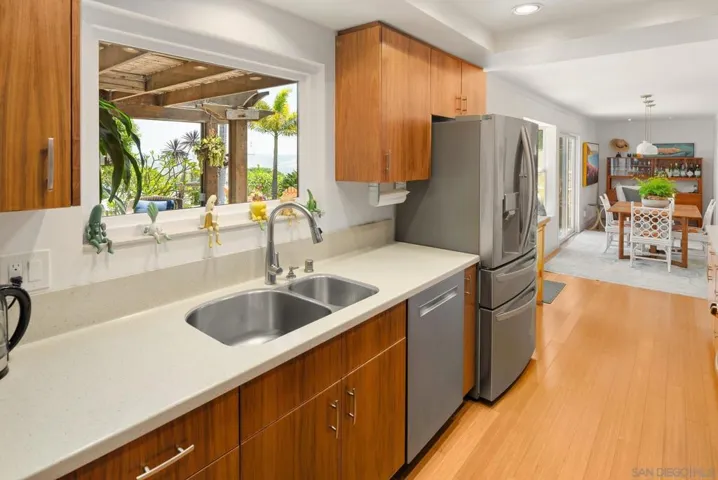 1858 Laurel Rd, Oceanside, California 92054