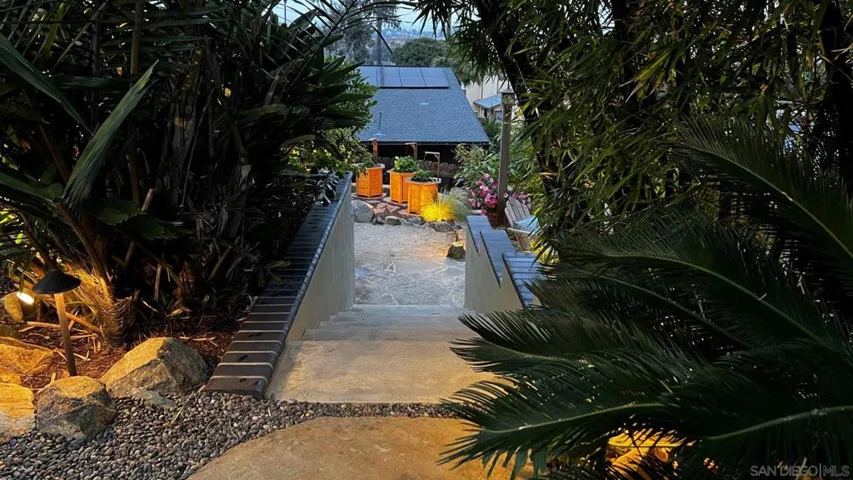 1858 Laurel Rd, Oceanside, California 92054