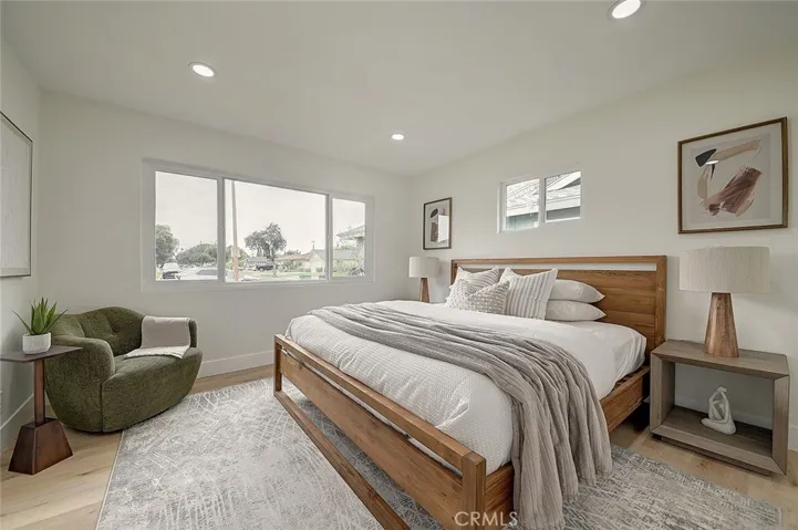 2113 S Forest, Santa Ana, California 92704