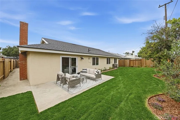 2113 S Forest, Santa Ana, California 92704