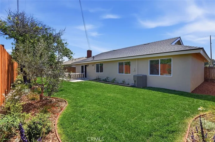 2113 S Forest, Santa Ana, California 92704