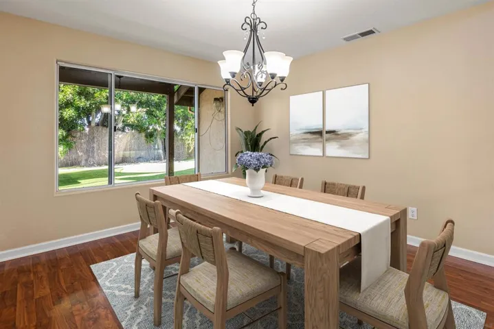 https://zimg.paragon.ice.com/ParagonImages/Property/PA/SDMLS/-524020/10/533/400/27aba0db5a1f12231f28659e776626d9/3/ac196a9d8134be8c86a2cebab467a0d6/-524020-4feec495-803a-4d67-9e0e-b74610f37596.JPG