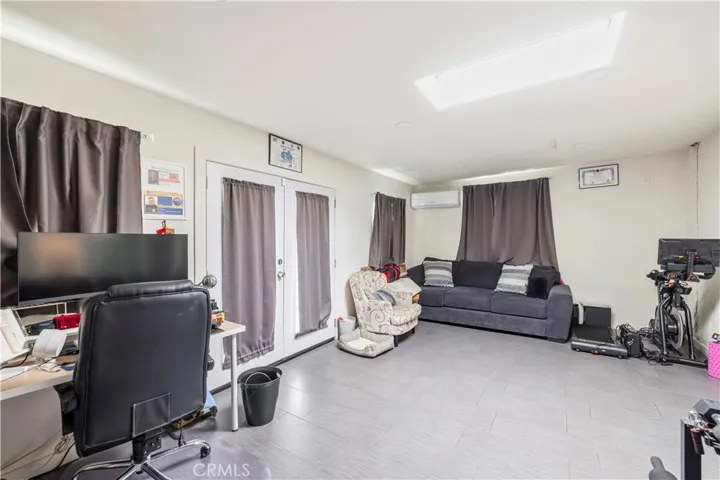 15517 S Denver, Gardena, California 90248