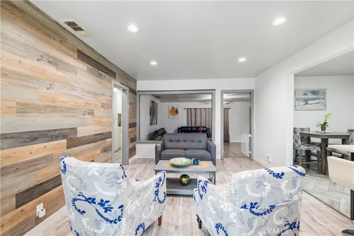 15517 S Denver, Gardena, California 90248