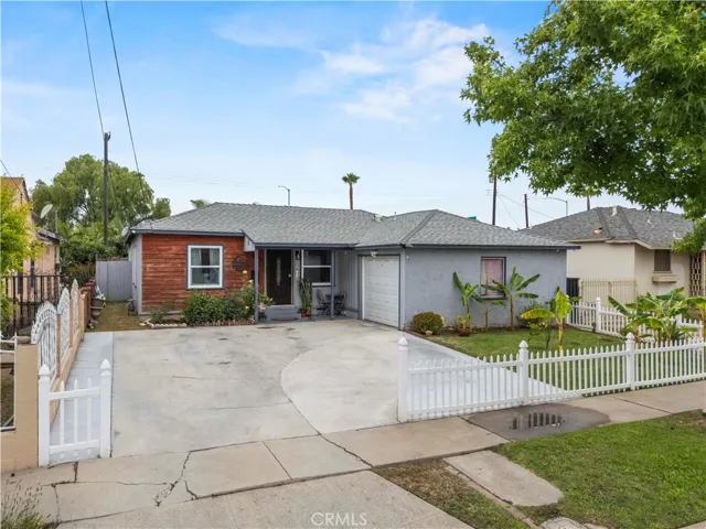 15517 S Denver, Gardena, California 90248