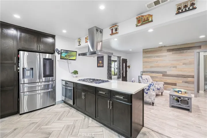 15517 S Denver, Gardena, California 90248