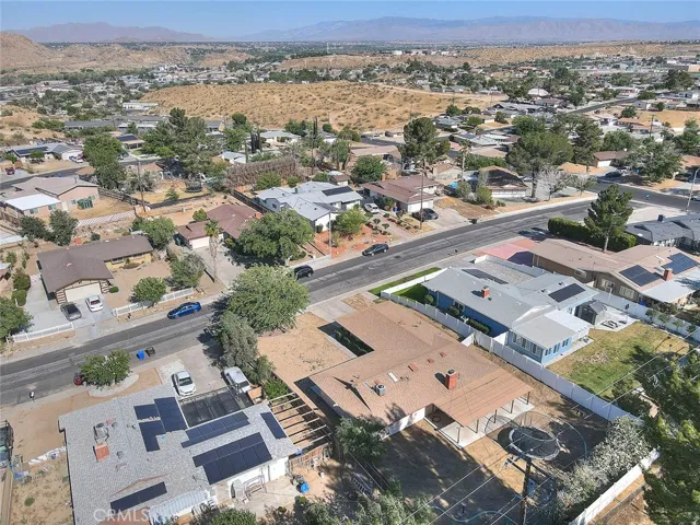 15800 Inyo, Victorville, California 92395