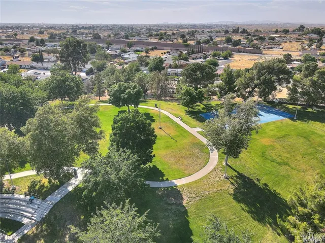 15800 Inyo, Victorville, California 92395
