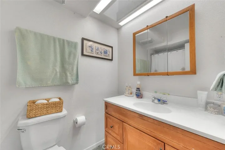 15800 Inyo, Victorville, California 92395