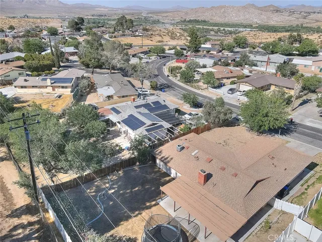 15800 Inyo, Victorville, California 92395