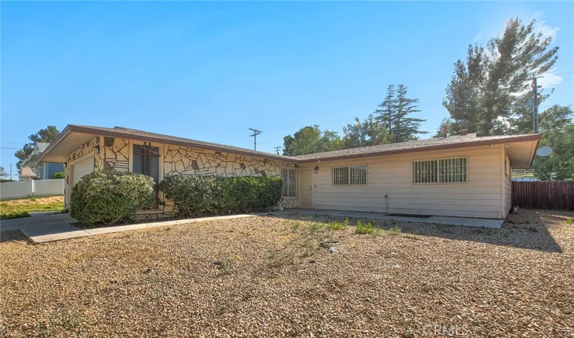 15800 Inyo, Victorville, California 92395