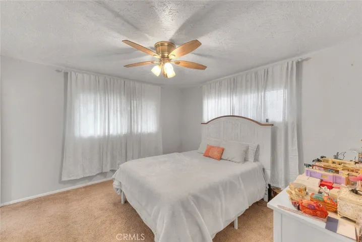 15800 Inyo, Victorville, California 92395