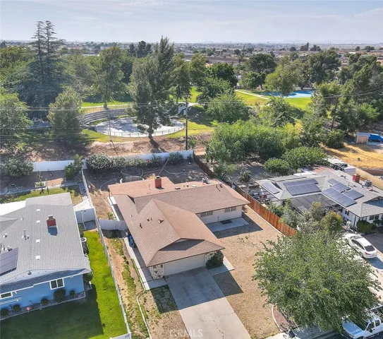 15800 Inyo, Victorville, California 92395