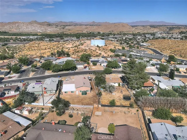 15800 Inyo, Victorville, California 92395
