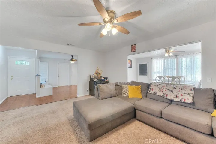 15800 Inyo, Victorville, California 92395