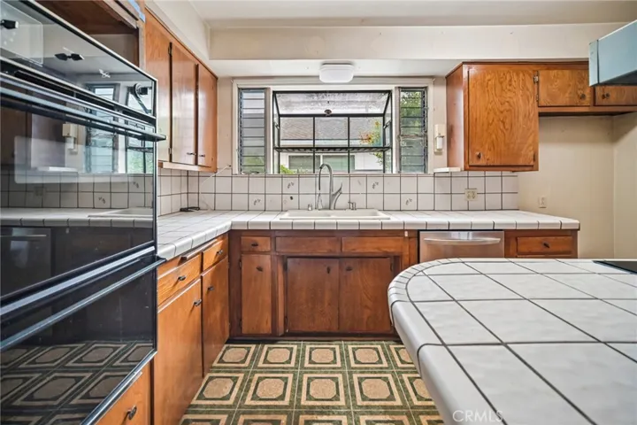 14860 Novice Street, North Hills, California 91343