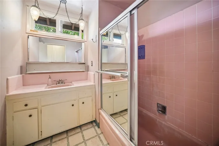 14860 Novice Street, North Hills, California 91343