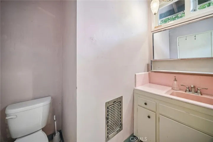 14860 Novice Street, North Hills, California 91343
