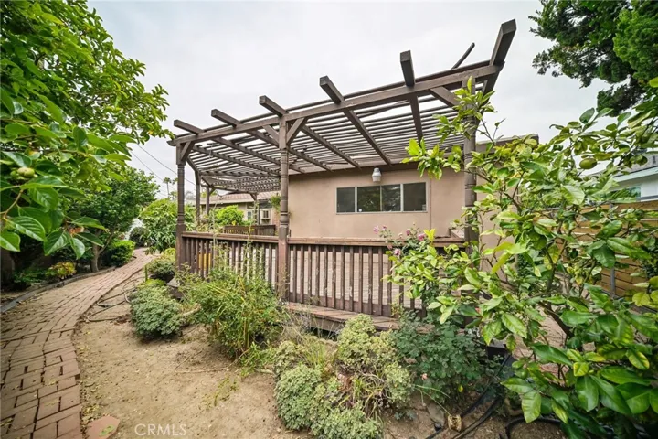 14860 Novice Street, North Hills, California 91343
